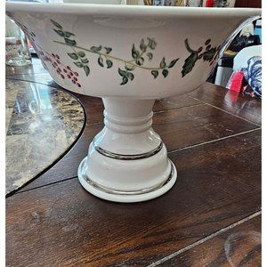 Bath and Body Works Holiday Christmas Holly Berries Pedestal Compote Bowl